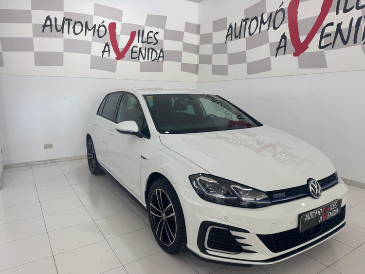 Volkswagen Golf VII GTE Start-Stopp foto miniatura
