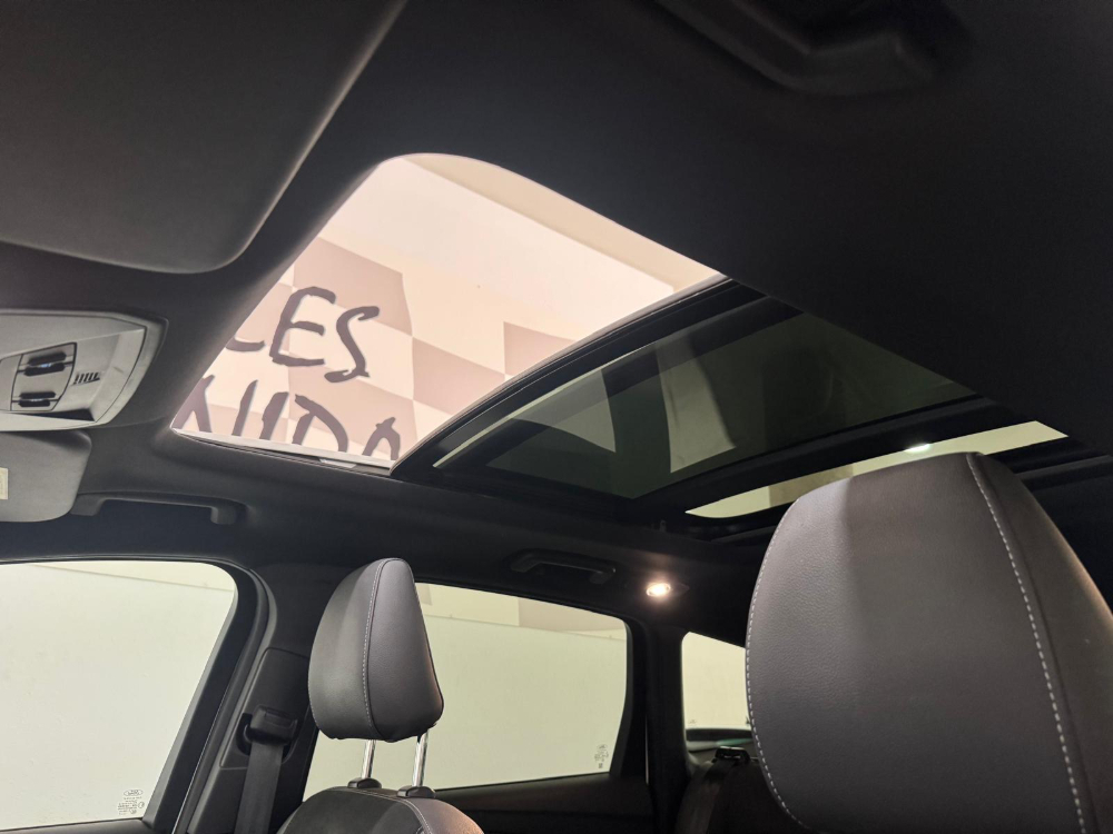 Ford Kuga ST-Line foto 17