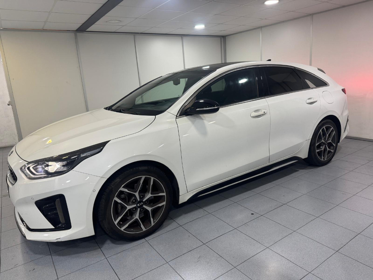 Kia ProCee'd GT-Line foto miniatura