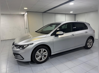 Volkswagen - Golf VIII