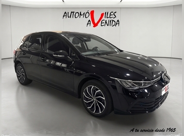 Volkswagen - Golf VIII