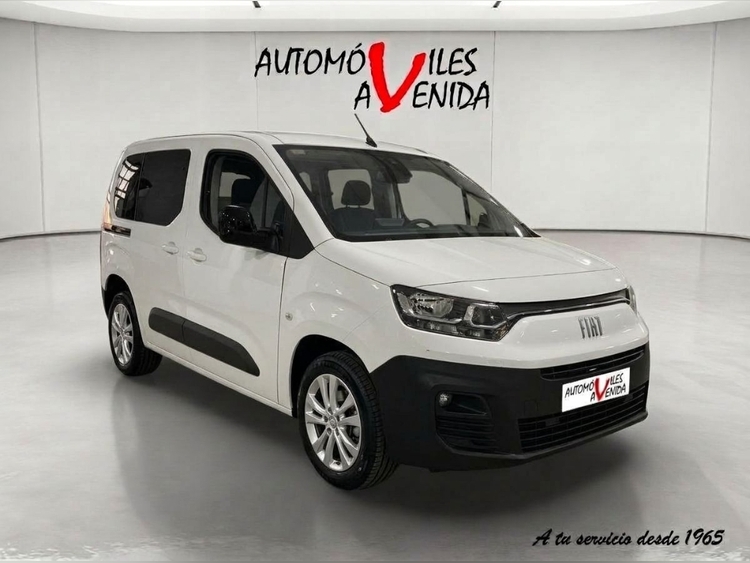 Fiat Doblò Combi L1 1.5 BlueHDi 75 kW foto miniatura